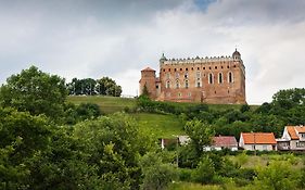 Zamek Golubski 호텔 Exterior photo