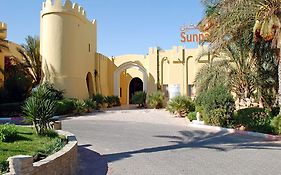 Hotel Sun Palm 두즈 Exterior photo