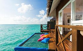 선 시얌 빌루 리프 호텔 Dhaalu Atoll Exterior photo