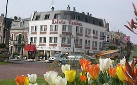 Le Relais Vauban 호텔 아브빌르 Exterior photo