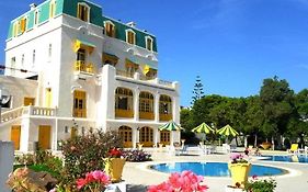 Hotel Les Mimosas 타바카 Exterior photo