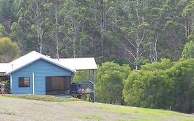 Rainbow Trail Chalets 펨버턴 Exterior photo