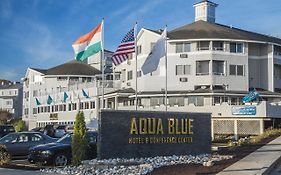 Aqua Blue Hotel 내러갠섯 Exterior photo