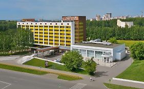 Hotel Vyatka 키로프 Exterior photo