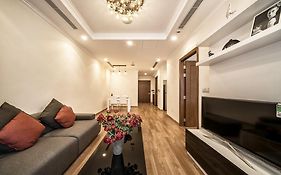 Dt Happy Homes - Luxury Apartment In Vinhomes Times City 하노이 Exterior photo