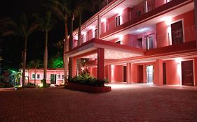Hotel Rdg 마나과 Exterior photo