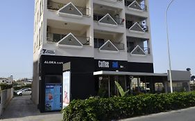 Alora Apartments 라르나카 Exterior photo