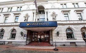First Hotel Statt 카를스크로나 Exterior photo
