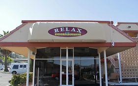 Relax Inn & Suites 엘 카존 Exterior photo