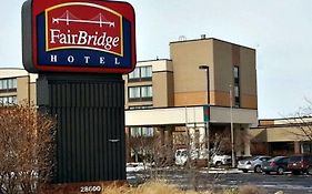 Fairbridge Hotel Cleveland East 윅리페 Exterior photo
