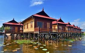 Inle Lake 앤 헤리티지 로지 앤 스파 빌라 Exterior photo