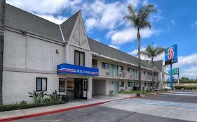 Motel 6 Anaheim Stadium - 오렌지 Exterior photo