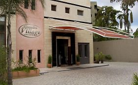 Altamira Village Hotel & Suites 카라카스 Exterior photo