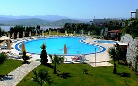 Bogazici Lakeside Garden 아파트 Exterior photo