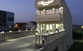 Moonlight Hotel 키시나우 Exterior photo
