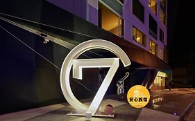 호텔 7 타 중 타이중 Exterior photo