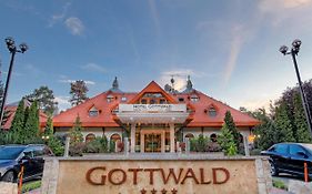 Hotel Gottwald 터터 Exterior photo