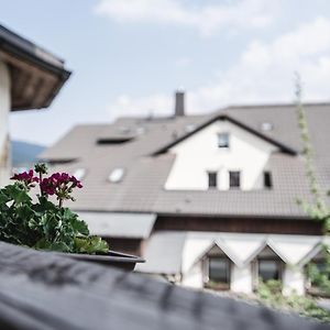 Toschis Station-Motel-Wirtshaus-An Der Autobahn-Bowling 젤라메일스 Exterior photo