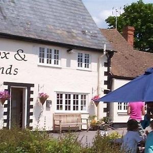 The Fox & Hounds 호텔 패링던 Exterior photo