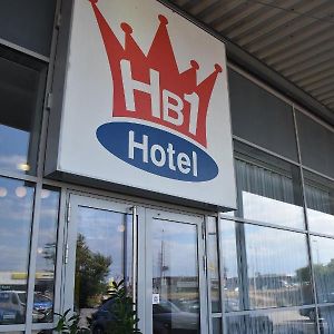 Hb1 Budget Hotel - Contactless Check In 비너 노이도르프 Exterior photo