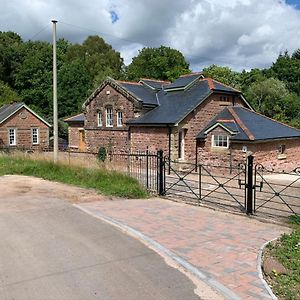 Cinderford Pumping Station Holidays 아파트 Exterior photo