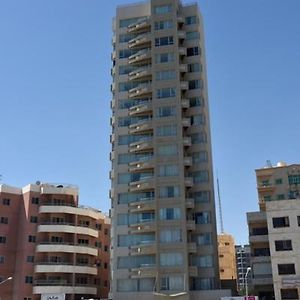 쿠웨이트 Code Housing - Fintas - Family Only 아파트 Exterior photo