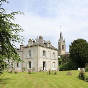 Treize-Vents Les Hotes Du Prieure B&B Exterior photo