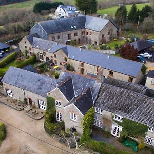 Aveton Gifford Court Barton Farm B&B Exterior photo