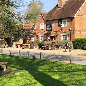 The Bull Inn Pub Stanford Dingley Exterior photo