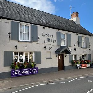 The Crosskeys Inn 우스크 Exterior photo