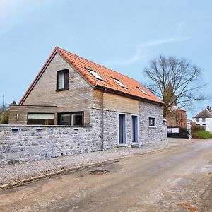 Stave La Petite Maison Dans La Cour B&B Exterior photo