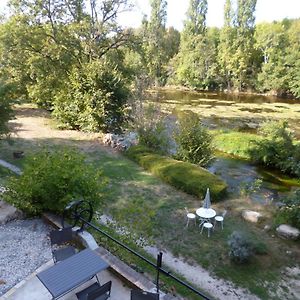 Oulches Le Moulin De Cors B&B Exterior photo