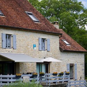 Saint-Germain-lès-Arlay Au Lavoir Du Serein "L'Eventail" B&B Exterior photo