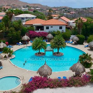 Tropical Bungalow In Seru Coral Resort Curacao With Beautiful Gardens, Privacy And Large Pool 빌렘스타트 Exterior photo