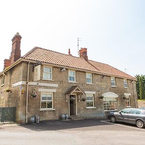 The Woodhouse Arms 호텔 그랜덤 Exterior photo