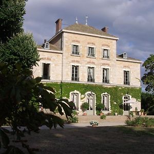 Guereins Chateau Des Charmes B&B Exterior photo