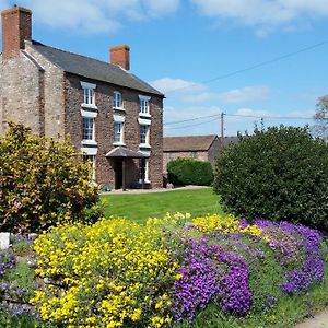 Upper Eyton Farmhouse B&B 슈루즈버리 Exterior photo