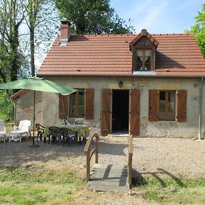 Pretty Holiday Home With Garden Near Forest Isenay Exterior photo