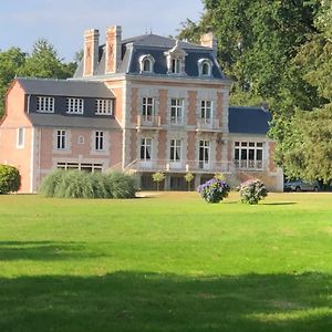 Romagne  Chateau De La Chasse Beauvais B&B Exterior photo