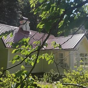 Hiiumaa Leluselja Metsamoisa Saunamaja 아파트 Exterior photo