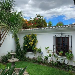 Casa Chula / Centrica Con Jardin, Terraza Y Parqueo 호텔 안티구아 과테말라 Exterior photo