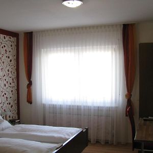 Hotel Buergerstube 묵겐슈튀름 Room photo