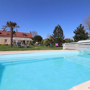 Essay Domaine Du Clos Henri B&B Exterior photo