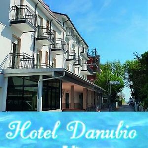 Hotel Danubio 벨레지아아지마리나 Exterior photo