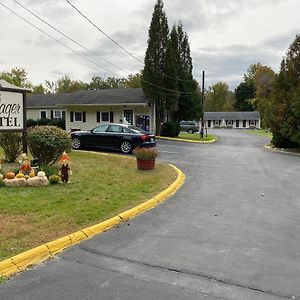 Villager Motel 윌리엄스타운 Exterior photo