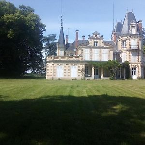 Chateau De Maucouvent 느베르 Exterior photo