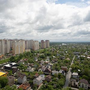 N.A.N Apartments On Osokorky 키예프 Exterior photo
