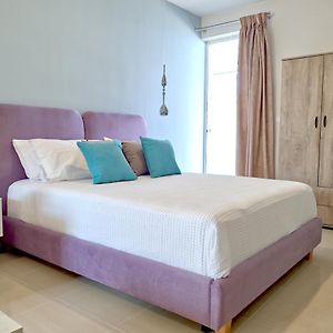 Epipleon Luxury Suites -104- Δωμάτιο 35Τμ Με Βεράντα 35Τμ Μπροστά Στη Θάλασσα 나프팍토스 Exterior photo