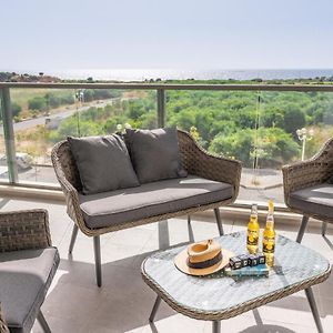 Stunning 4-Bedroom Apartment Next To Achziv Beach By Sea N' Rent 나하리야 Exterior photo