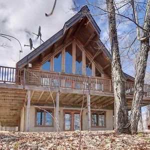 La Minerve Log Cabin With Hot Tub And View 빌라 Exterior photo